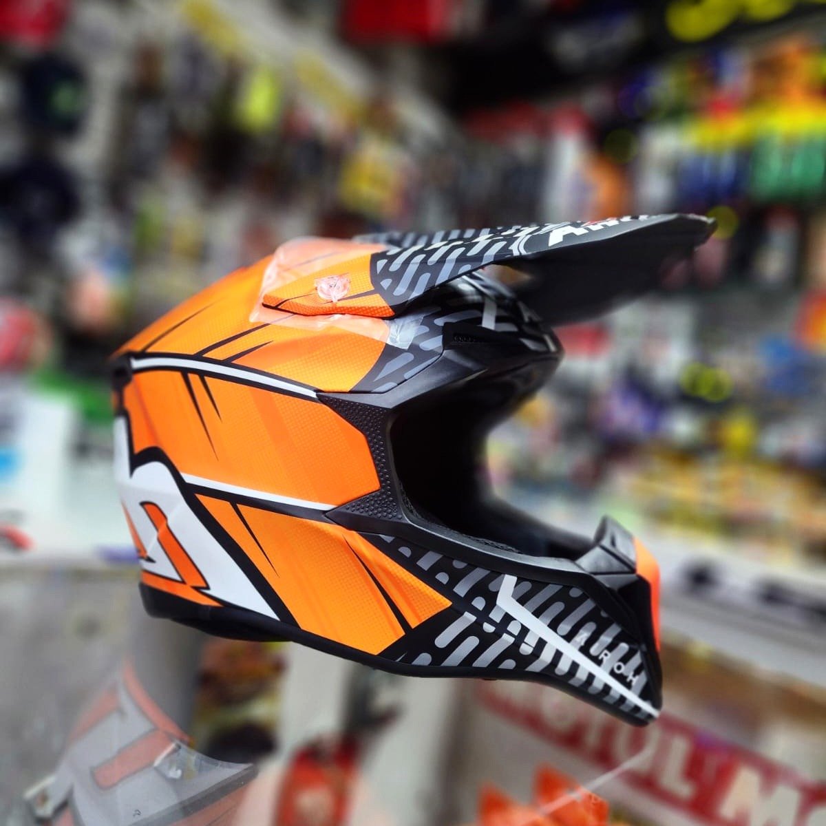 Casco Airoh Twist