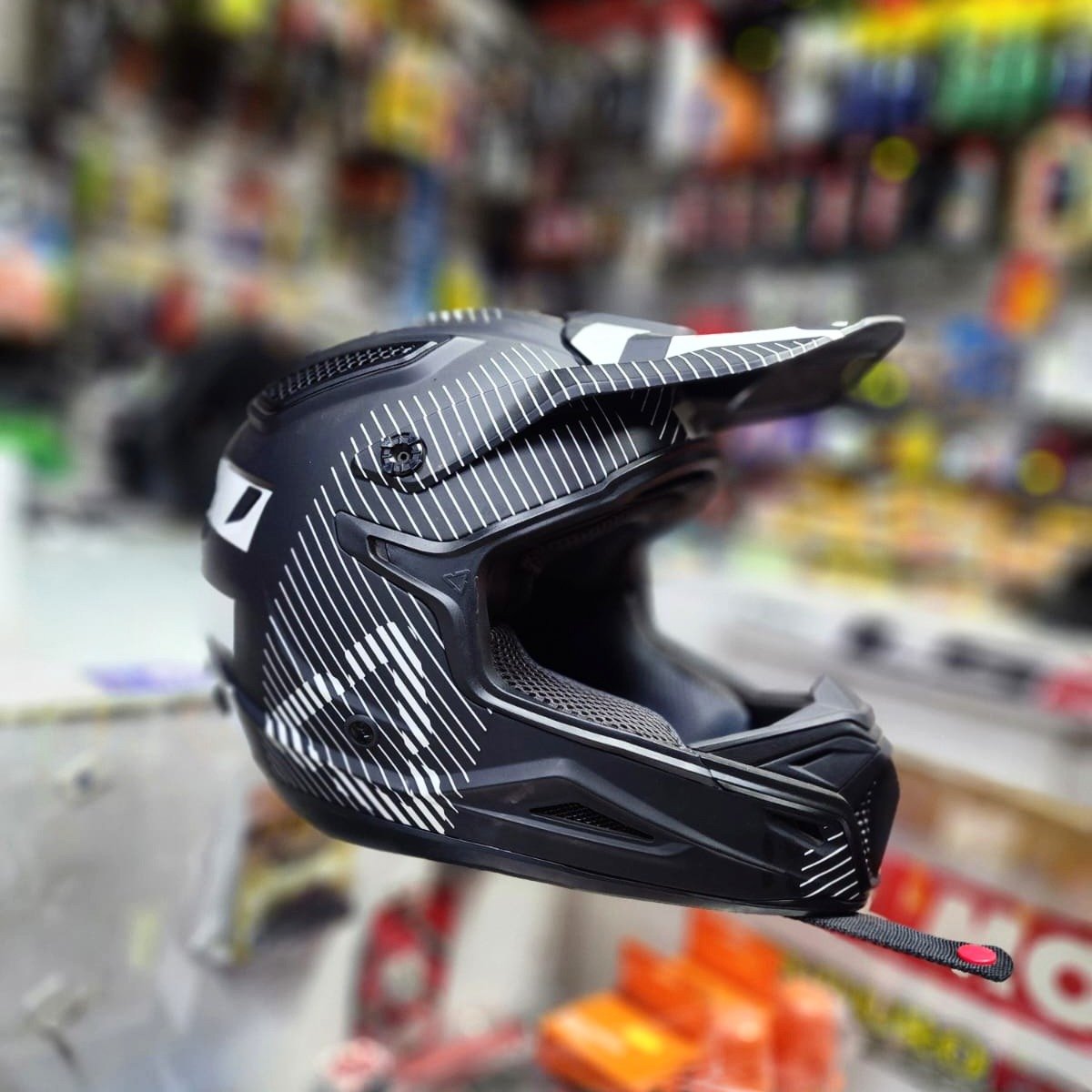 Casco enduro negro